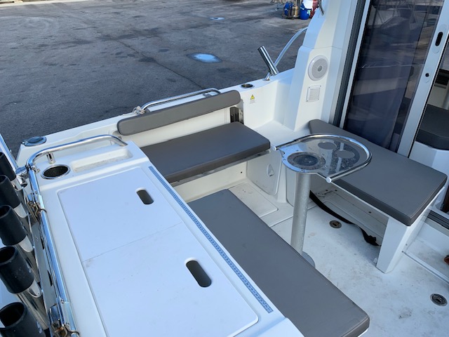 slider 7 Beneteau Antares 8 OB V2